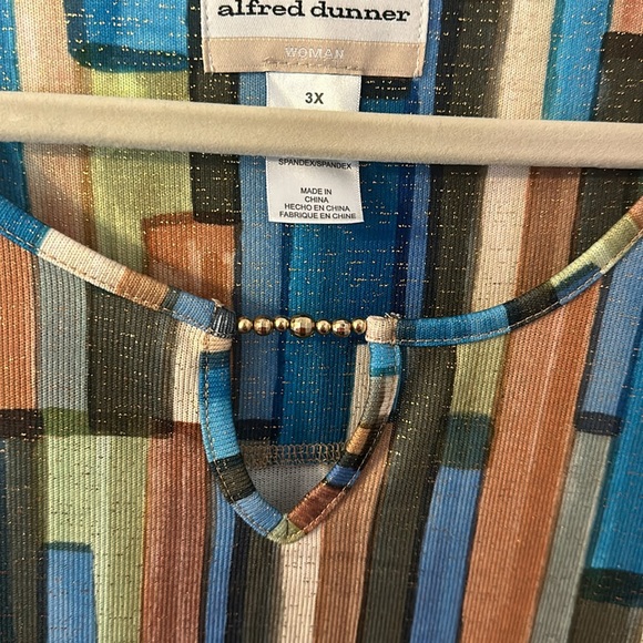 Multicolored Top - Picture 2 of 2